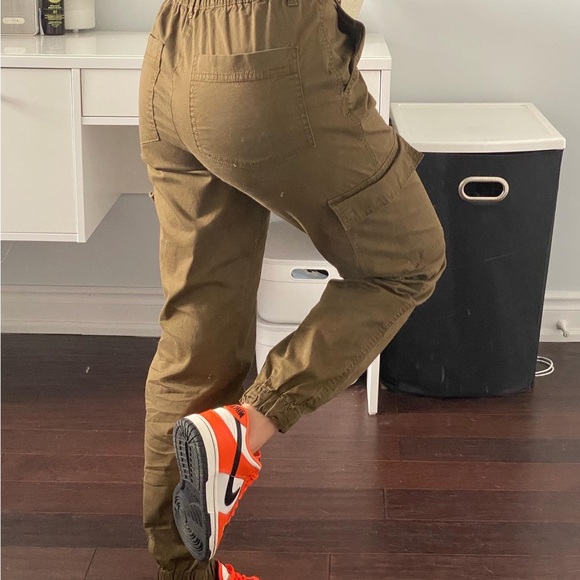 Garage | Cargo Pants - Picture 2 of 3